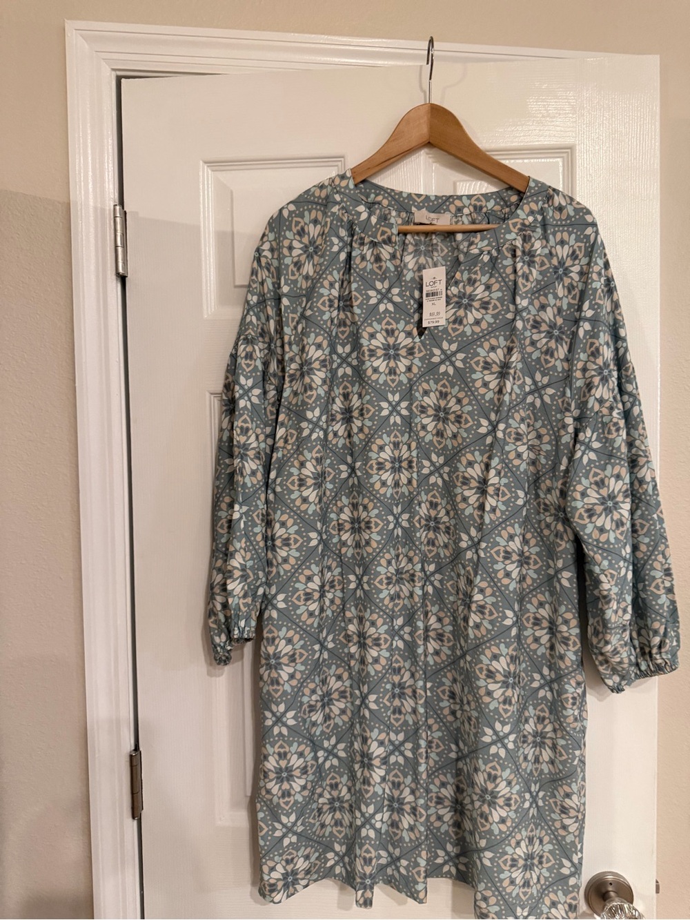 NWT LOFT Outlet Floral Medallion Shift Dress Blue Size XL